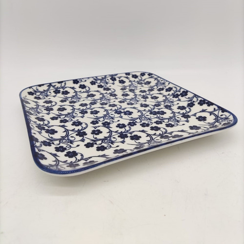 Imagen 2 de 3 de Plato Playo Cuadrado Deco Porcelana 20cms Varios Diseños