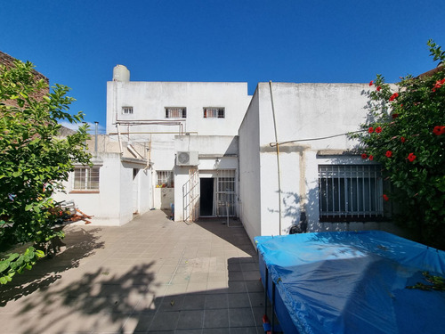 Casa En Venta De 3 Dormitorios C/ Cochera En Pedro Pico