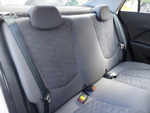 Hyundai HB20S 1.6 Comfort Plus Flex Aut. 4p