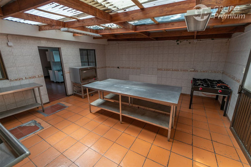 Centro De Eventos Y Deportivo Con Cartera En Venta En Maipú