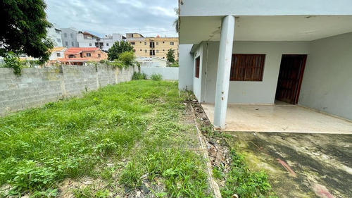 Imagen 3 de 14 de Casa Proximo Avenida Republica De Colombia,arroyo Hondo