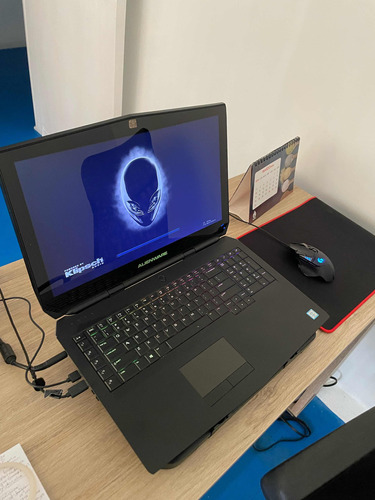 Alienware 17