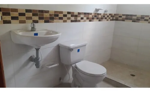 Apartamento En Venta En El Jardín -02, Suite 201