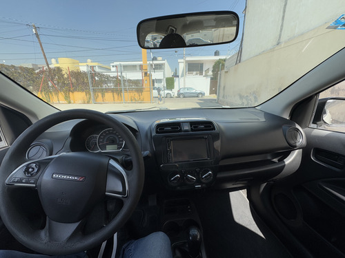 Dodge Attitude 1.2 Se Mt