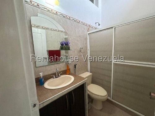 Fredxia Castillo Vende Bella Hermosa Casa En Cabudare # 26-233