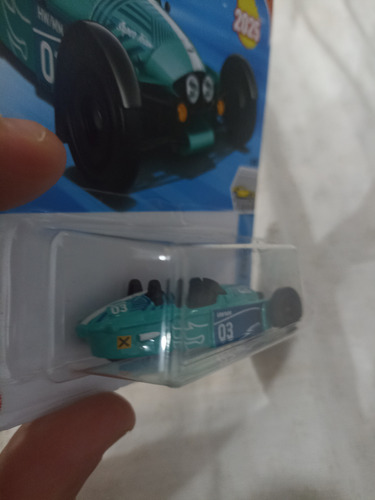 Morgan Súper 3 Escala Hotwheels 2025 Verde Lima (Usado)