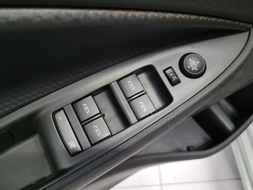 Chevrolet Onix plus 1.0 Lt Turbo Aut. 4p