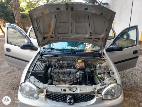 Chevrolet Corsa Sedan 2002 1.0 Wind 4p Gasolina