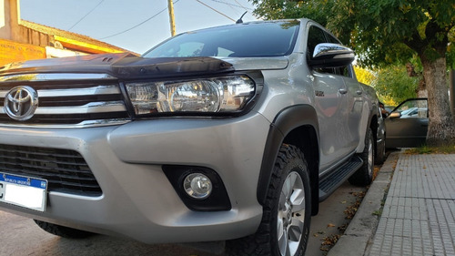 Toyota Hilux Srv 4x4