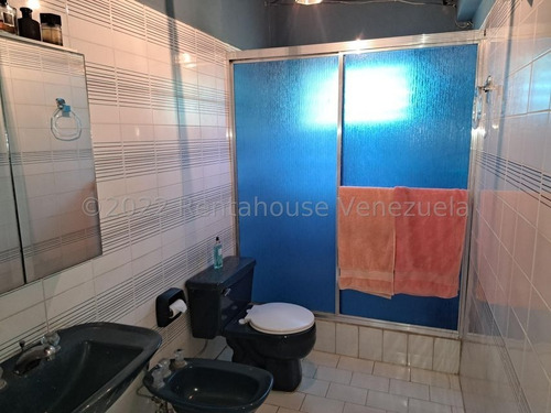 Imagen 11 de 18 de Hermosa E Iluminada Casa En Venta Las Marias Mls #23-15530