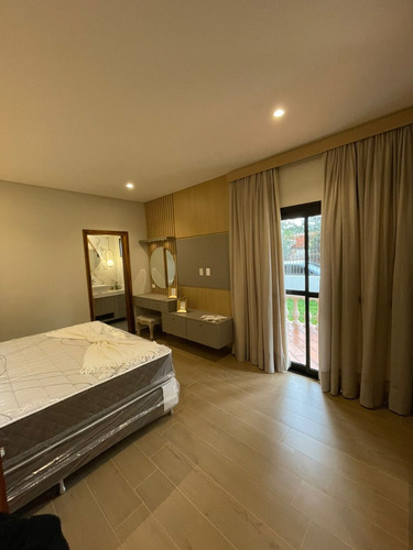 Vendo Casa Amoblada Con Piscina En El Barrio Kennedy: 3 Habitaciones Y 3 Baños