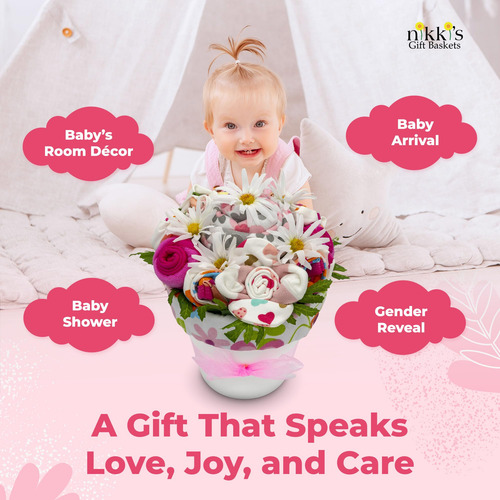 Cesta De Regalo Para Bebé Niña Con Ramo De Ropa