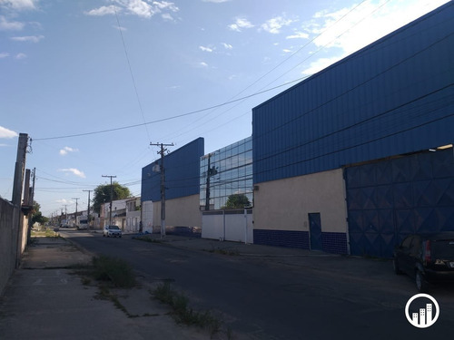 Imagem 10 de 11 de Galpão Para Alugar Ou Vender Com 1 Quartos, 600m² - Tomba - 65471