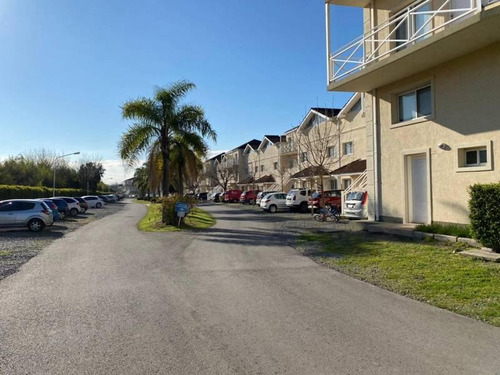 Venta - Amplio Triplex En Altos Del Molino - Bayugar Negocios Inmobiliarios