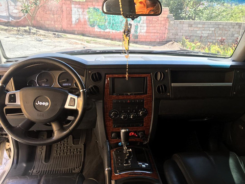 Jeep Commander Sport Wagon