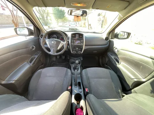 Nissan Versa 1.6 Advance Mt