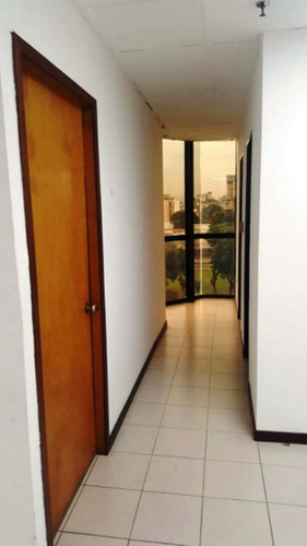 Imagen 7 de 12 de Urbanización - Boleíta Sur