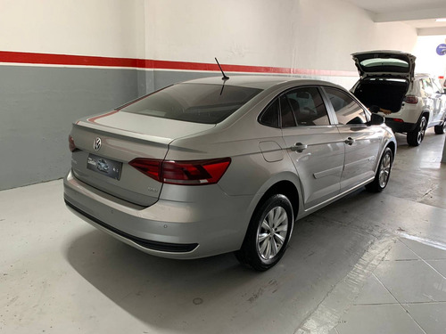 Imagem 4 de 11 de Volkswagen Virtus 1.6 Msi Total Flex Manual