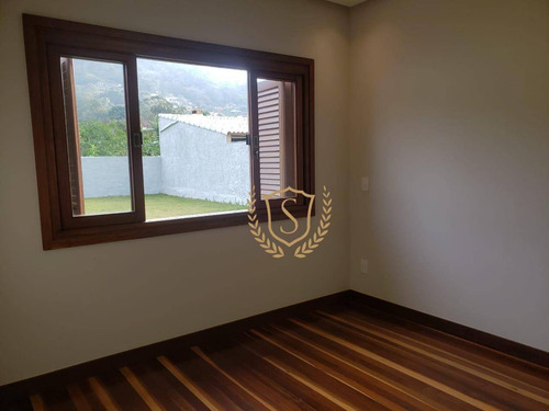 Casa Com 3 Dormitórios À Venda, 200 M² Por R$ 1.060.000,00 - Golfe - Teresópolis/rj - Ca0466