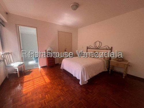 Apartamento Las Esmeraldas 26-328 R.e