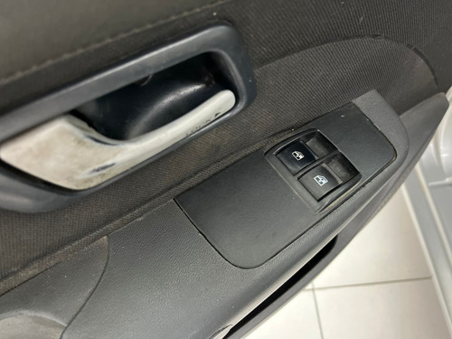 Fiat Palio 1.4 MPI ELX 8V FLEX 4P MANUAL