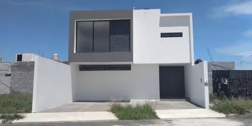 Casa En Venta En Las Lagunas