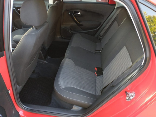 Imagen 11 de 14 de Volkswagen Polo Comfortline 1.6 M/t