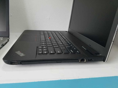 Imagen 4 de 5 de Laptop Lenovo E431 Core I5 A 2.60ghz Disco 240gb Memoria 8gb