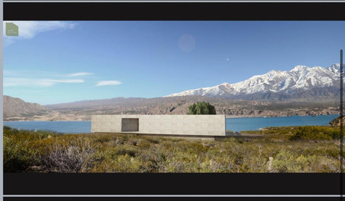 Venta Casa B Privado Frente Al Dique Potrerillos.