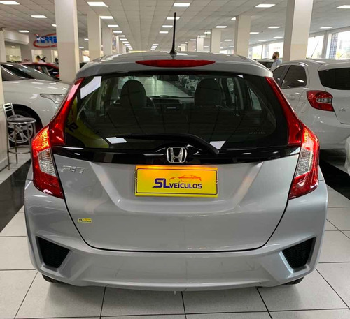 Honda Fit 2017 1.5 Lx Flex Automático Econômico Seminovo