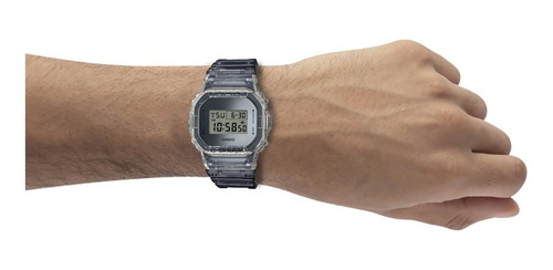 Imagen 5 de 9 de Reloj Casio G-shock Youth Modelo Skeleton Dw-5600sk-1