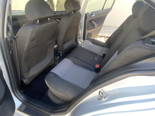 Volkswagen Jetta 2.5 Trendline At