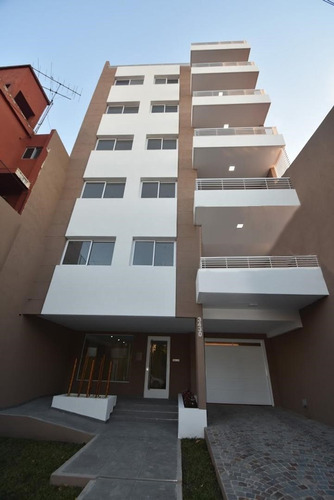 Departamento  En Venta Ubicado En Sáenz Peña, Tres De Febrero, G.b.a. Zona Oeste