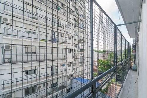 Venta Depto 3 Amb En Paternal Con Balcón