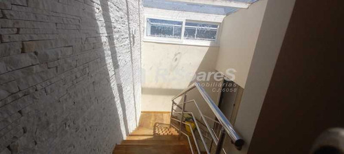 Imagem 10 de 15 de Cobertura Triplex Com 2 Vagas, No Humaitá, Rua Casuarina. - Ldco30028