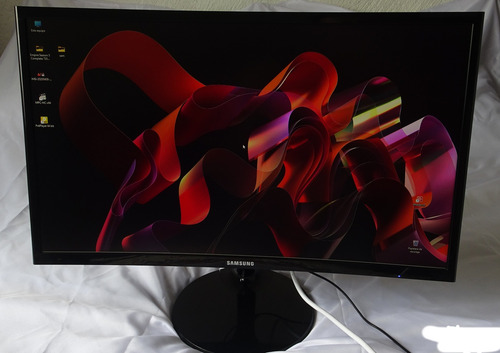 Monitor Samsung Curvo 24 Cf390 Negro (Usado)