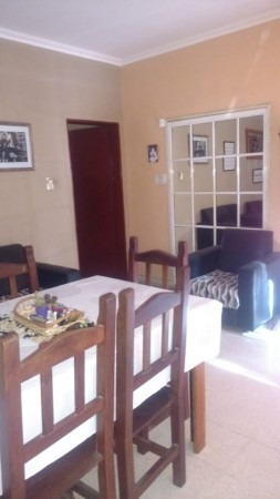 Imagen 12 de 23 de Casa Con Piscina, Cochera Y 4 Dormitorios Zona Puente Santo Tomé.