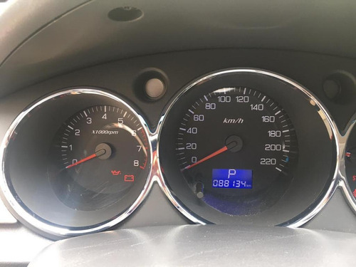 Donfeng S30 2012 88km Blindado