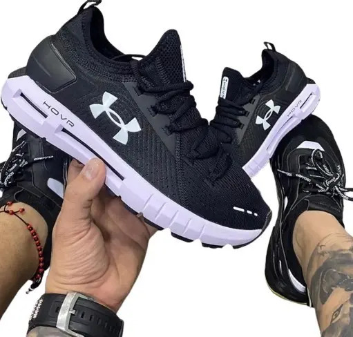 Zapatillas Under Armour Negras | MercadoLibre 📦
