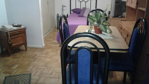 Alquiler Monoambiente Balvanera Amueblado Luminoso Cocina Baño Balcon Dueño Directo