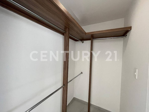 Casa En Venta, Cumbres Residencial, San Mateo Cuanalá, San Andres Cholula, Pue.