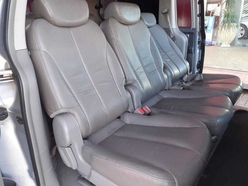 Kia Carnival Ex 3.8 V-6 24v(aut.)4p