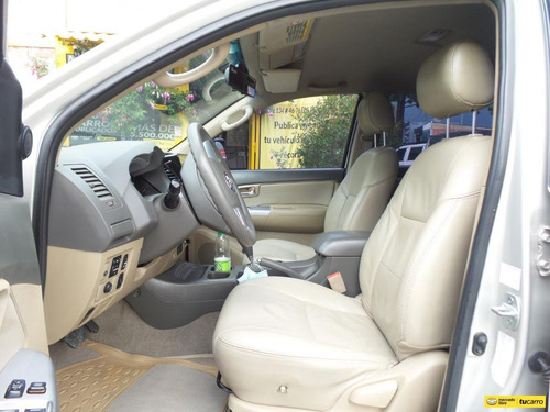 Imagen 14 de 25 de Toyota Fortuner