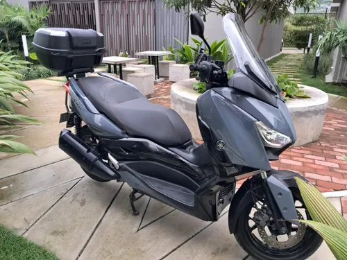 Xmax 300 Cc