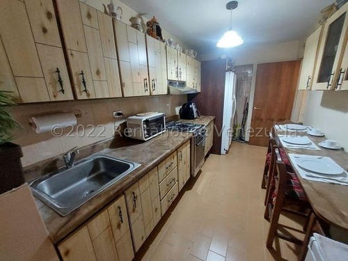 Imagen 4 de 10 de Amplio Y Cómodo Apartamento Ubicado En Manzanares Caracas 22-21552