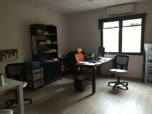 Excelente Oficina En Venta En Plaza Canning