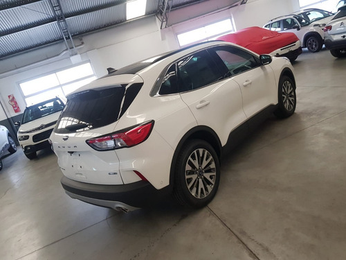 Nueva Ford Kuga Hibrida Titanium 0km 2021