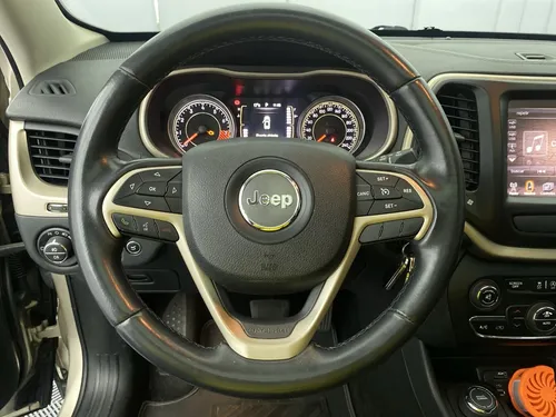 Jeep Cherokee 3.2 Longitude Plus