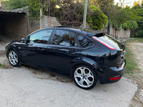 Ford Focus 2 2.0 Ghia Mt