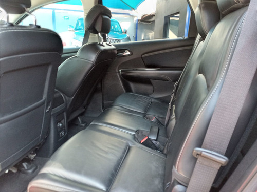 Imagen 8 de 15 de Dodge Journey 2015 2.4 Sxt Plus 5 Pasajeros At